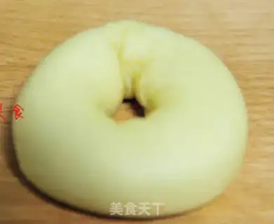 Make People love melon cheese buns step 4
