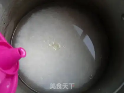Make Egg and ham congee step 1