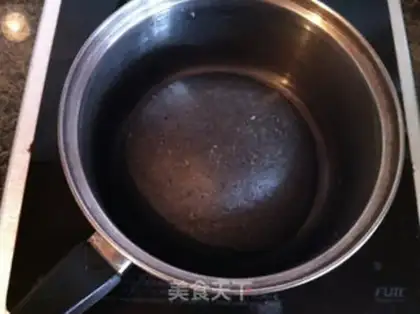 Make Black sesame double toast step 2