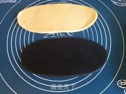 Make Black sesame double toast step 5