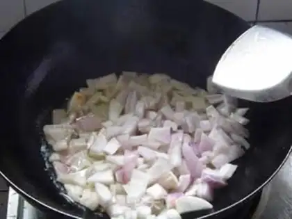 Make Coconut curry chicken step 5