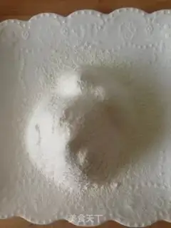 Make Strawberry marfin cake step 1