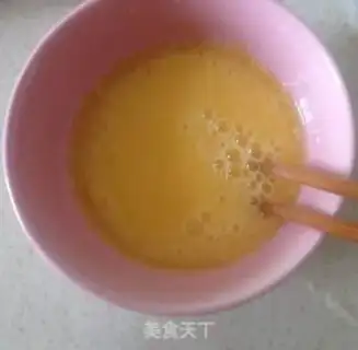 Make Strawberry marfin cake step 2