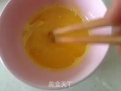 Make Strawberry marfin cake step 5