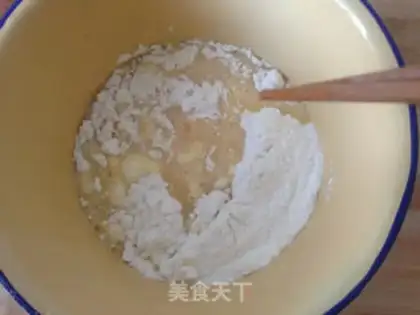 Make Strawberry marfin cake step 6