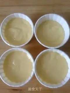 Make Strawberry marfin cake step 8