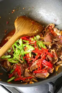 Make Piper pepper with fried chicken step 7