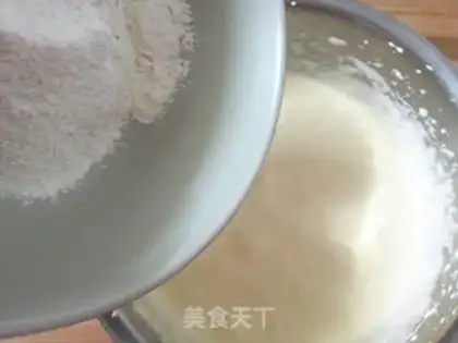 Make Sphere lollipop cake step 9