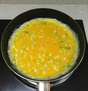 Make Onions and eggs step 4