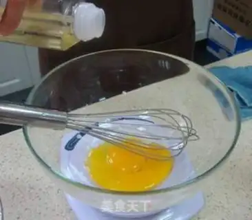 Make Chocolate cream cake step 0