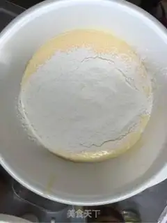 Make SpongeBob cake step 8