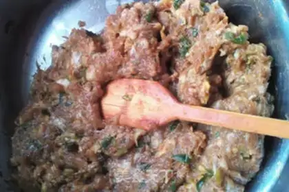 Make Delicious egg dumplings step 1