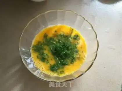 Make Fried eggs step 1