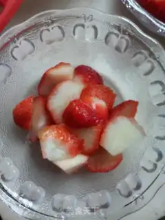 Make Sugar with strawberry step 2