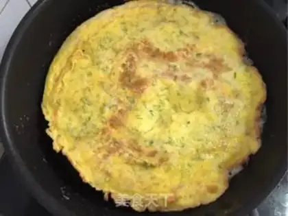 Make Fried eggs step 4