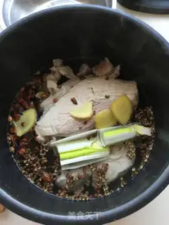 Make Homemade meat pine step 2