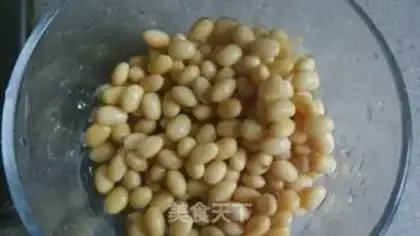 Make Soybeans hoove soup step 2