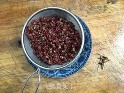 Make Homemade pepper salt step 1