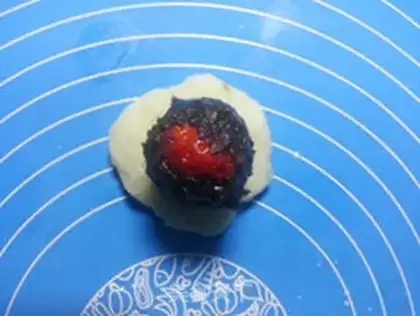 Make Strawberry Dafu step 6