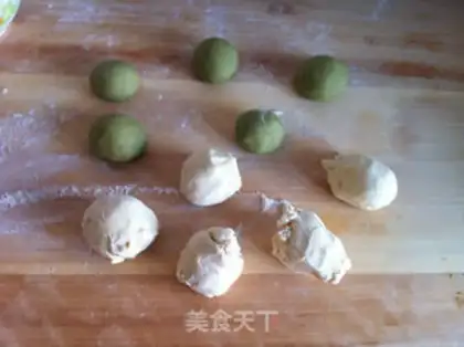 Make Tea cross buns step 2