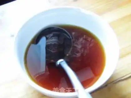 Make Red sugar ice powder step 2