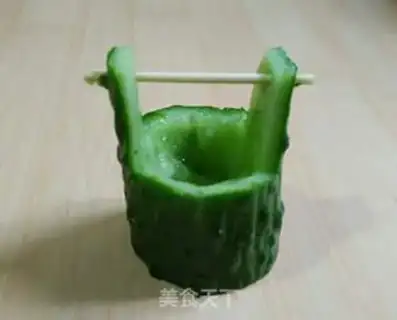 Make Sculpture of cucumber step 7