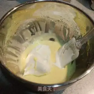 Make Like flowers with rose cakes step 4