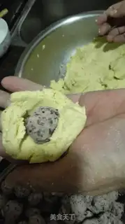Make Yellow rice sticky bean bag step 5