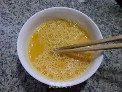 Make Wild onion fried eggs step 5