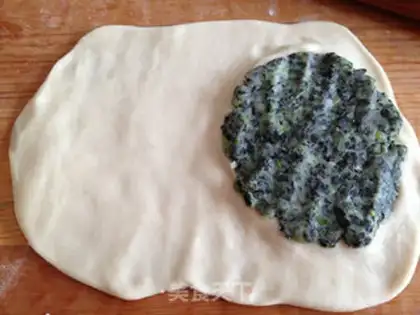 Make Onion seaweed crackers step 7