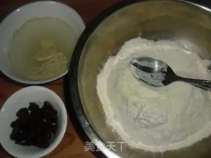 Make Cranberry roll step 0