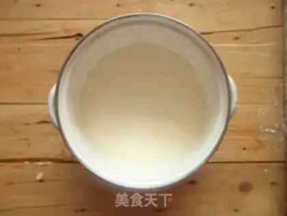 Make Red tea and cheese pudding step 1