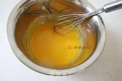 Make Peach strawberry naked cake step 2