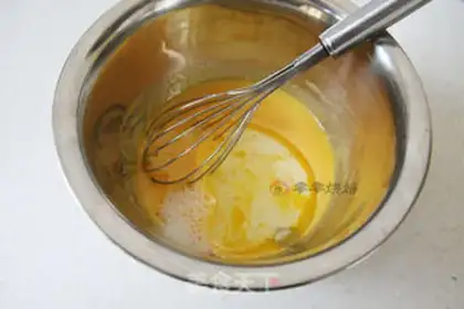 Make Peach strawberry naked cake step 3