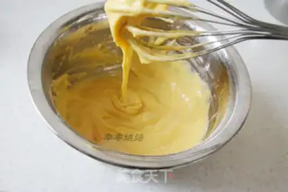 Make Peach strawberry naked cake step 4
