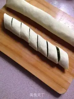 Make Snack rolls step 6
