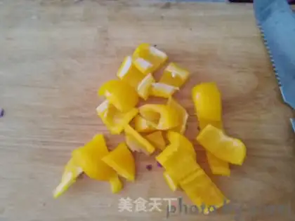 Make A salad with vinegar step 5