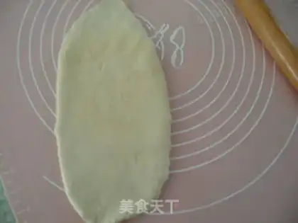 Make Onion sausage bread step 6