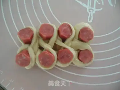 Make Onion sausage bread step 9
