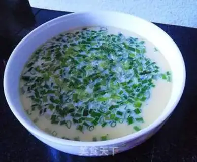Make Onions and eggs step 7