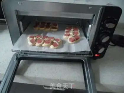 Make Onion sausage bread step 10