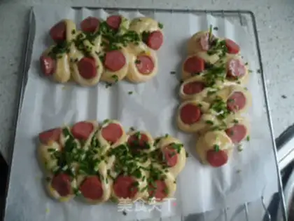 Make Onion sausage bread step 11