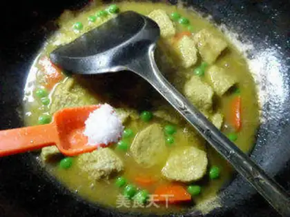 Make Curry and a sour chicken step 5
