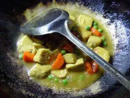 Make Curry and a sour chicken step 7