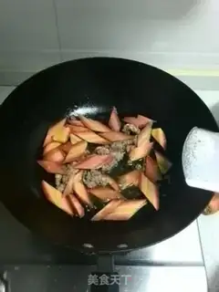 Make Meat and tweezers step 3