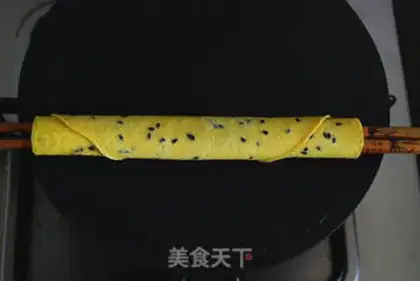 Make Sesame egg rolls step 8