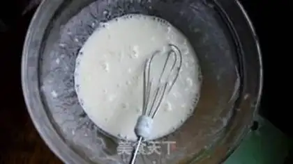 Make Tomatoes with egg skin roses step 1