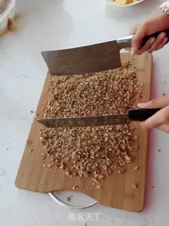 Make Nuts love muffins step 1