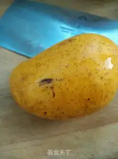 Make Mango flowers step 1