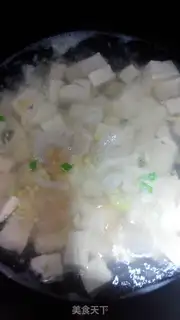 Make Shrimp tofu soup step 2
